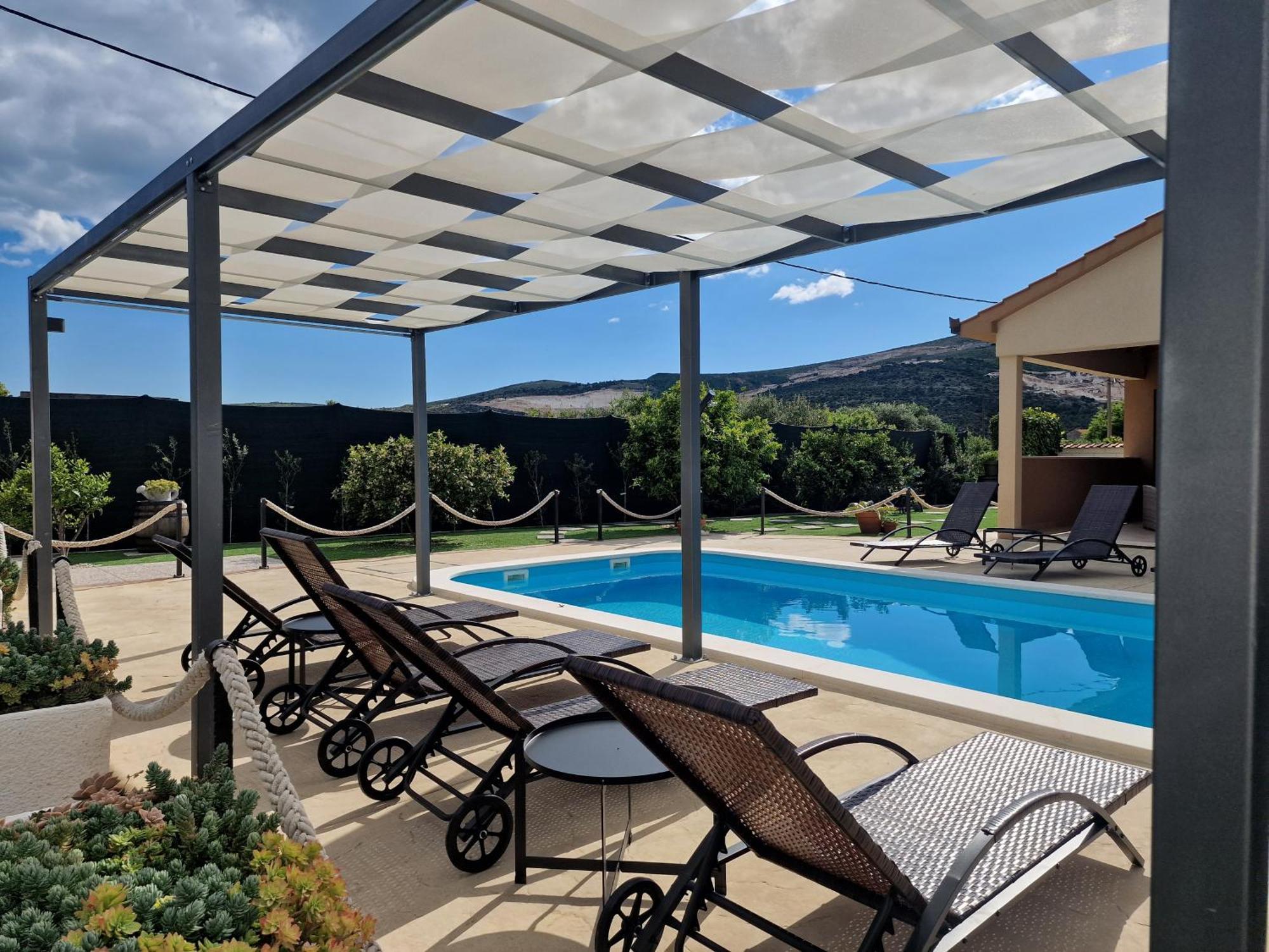 Beautiful Holiday Home "Villa Luka" Kastel Stafilic Ngoại thất bức ảnh